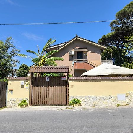 Villa Rimini - Seaview & Roman Holidays Apartments - Garden&Beach 300Mt Anzio Exterior photo