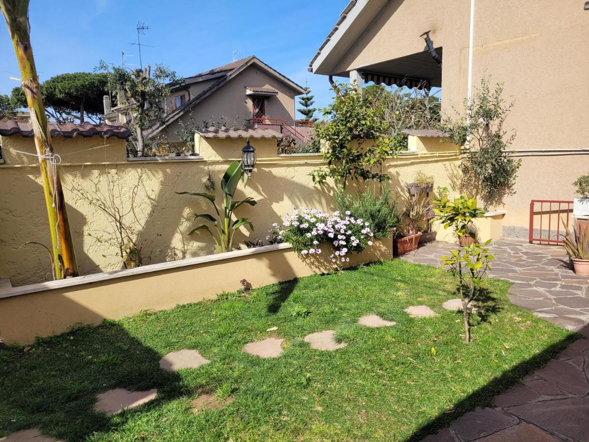 Villa Rimini - Seaview & Roman Holidays Apartments - Garden&Beach 300Mt Anzio Exterior photo